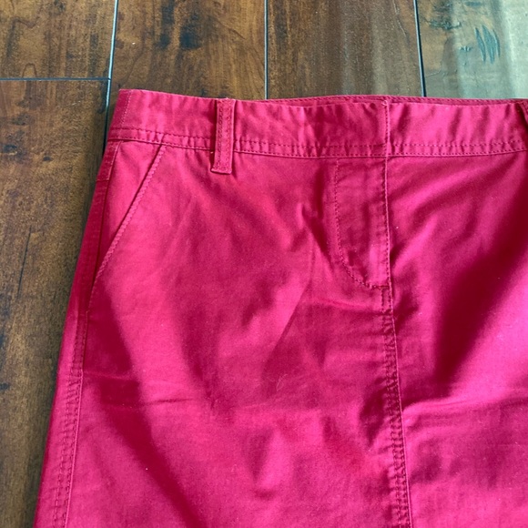 Ann Taylor LOFT Nantucket Red Chino Skort Size 2 - Picture 4 of 4